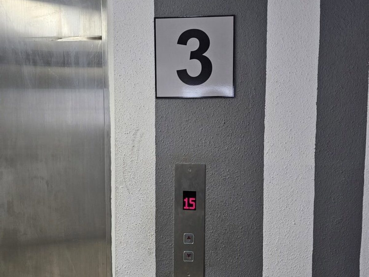 Floor Indicator (2)