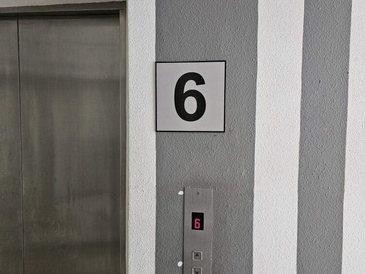 Floor Indicator (4)